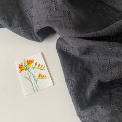 Хлопок шитье зигзаг черный без каймы